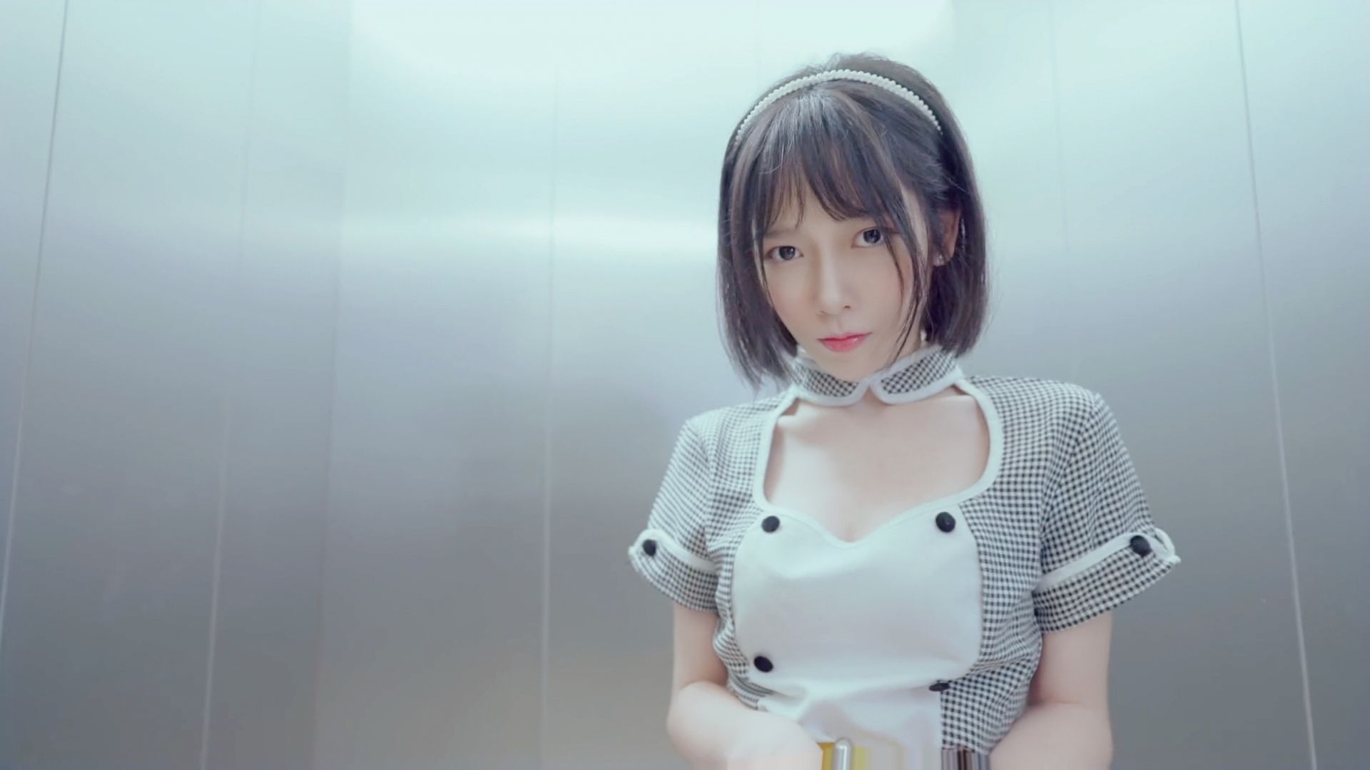 Sunny Slutqueen ลิฟต์เลดี้เดอะซีรีส์ JSBY-0086