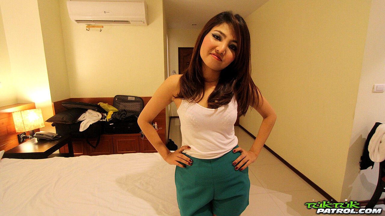 TukTukPatrol – Jar [จ๋า]